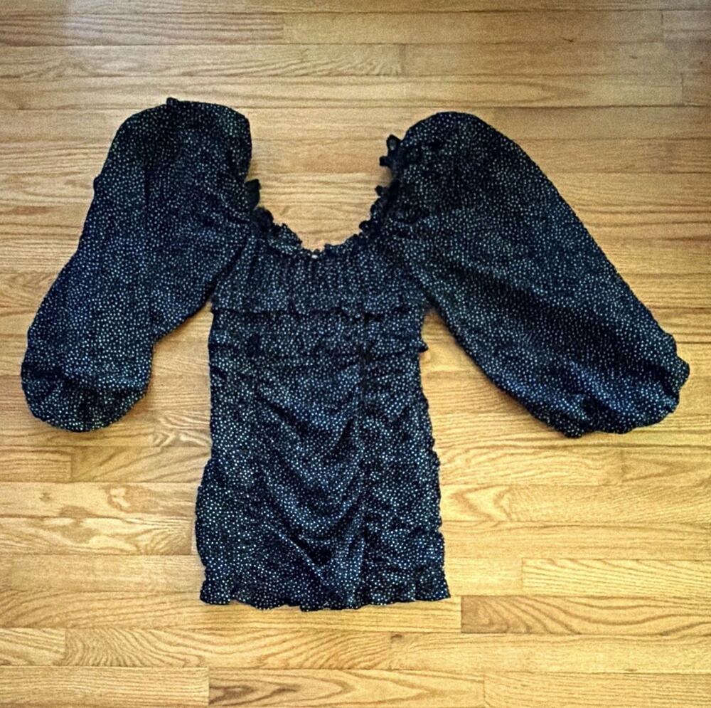 Love Of lemons Women's Black/White Polka Dot Off-Shoulder Smocked Blouse